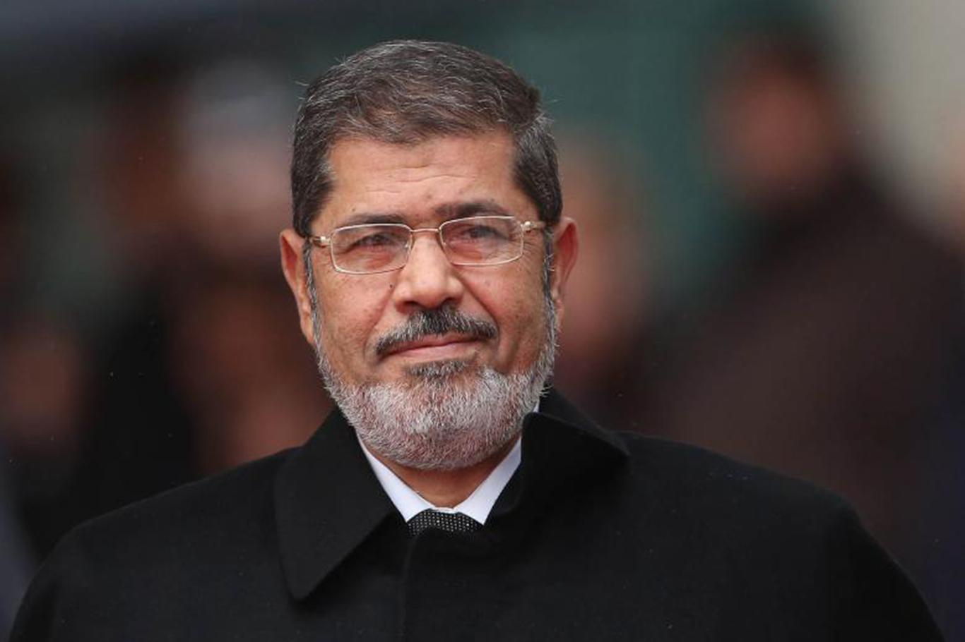 Şehid Mursi'nin defni sırasında yaşanan dikkat çekici anlar